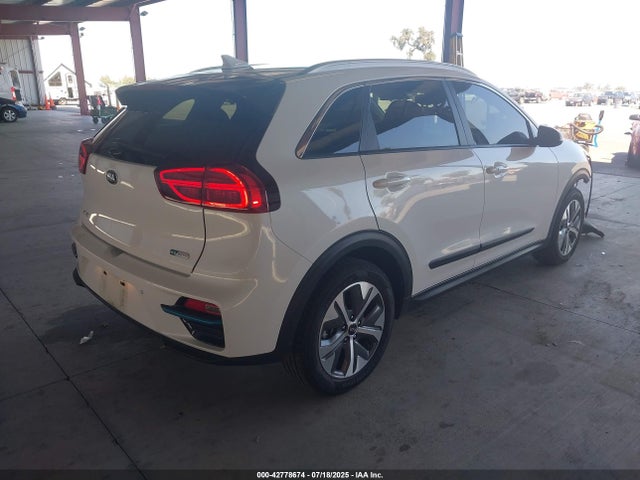 KNDCE3LG1L5060658 KIA 2020