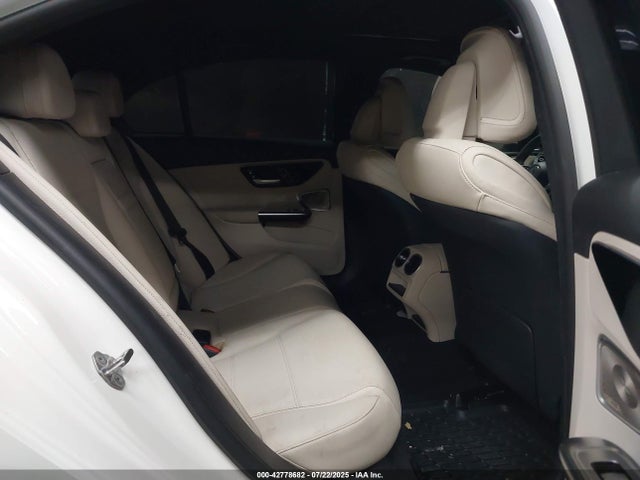 W1KAF4GB0PR139204 Mercedes-Benz m254