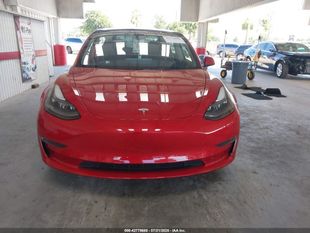 Tesla 2022 2022 5YJ3E1EC3NF232320 Image 13