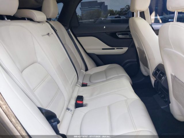 2017 JAGUAR F-PACE SADCK2BV3HA095661 Photo 7