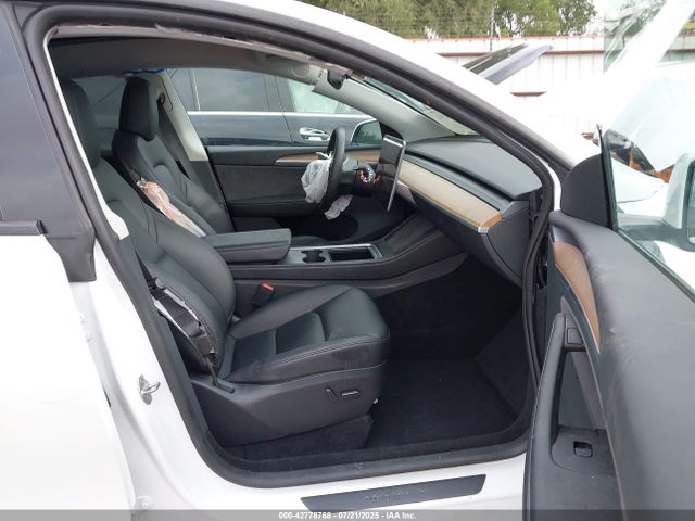 2023 TESLA MODEL Y 7SAYGDEE3PA110658 Photo 4