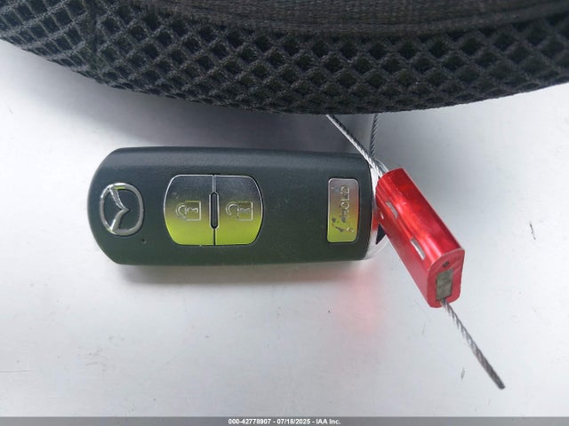 JM1BM1L71G1333033 Mazda pe