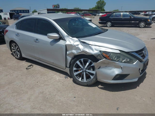 Продаж на аукціоні авто 2017 Nissan Altima 2.5 Sr, vin: 1N4AL3AP0HC261301, номер лоту: 42778921