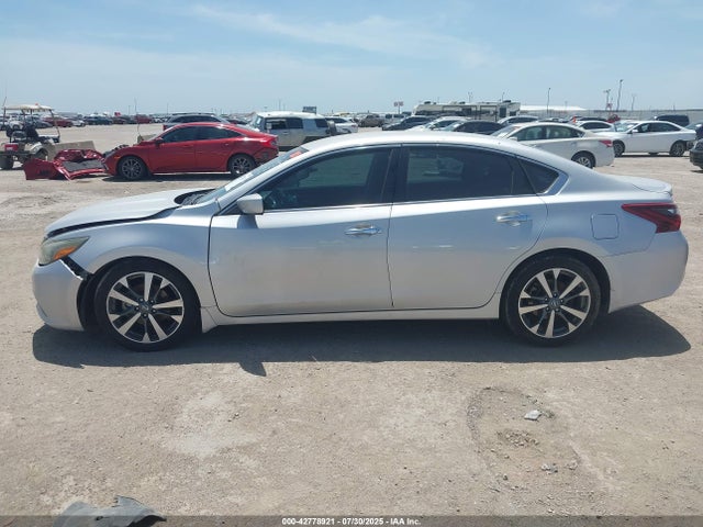 Продаж на аукціоні авто 2017 Nissan Altima 2.5 Sr, vin: 1N4AL3AP0HC261301, номер лоту: 42778921