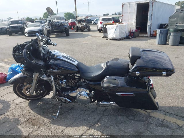 Harley-Davidson 2023 2023 1HD1KHC26PB676458 Image 14