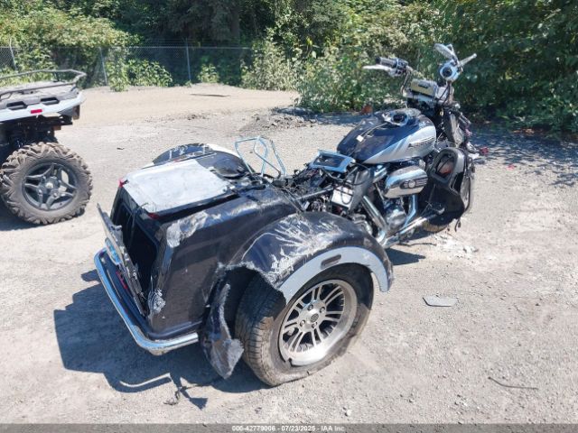 2020 HARLEY-DAVIDSON FLHTCUTG 1HD1MAF1XLB856556 Photo 3