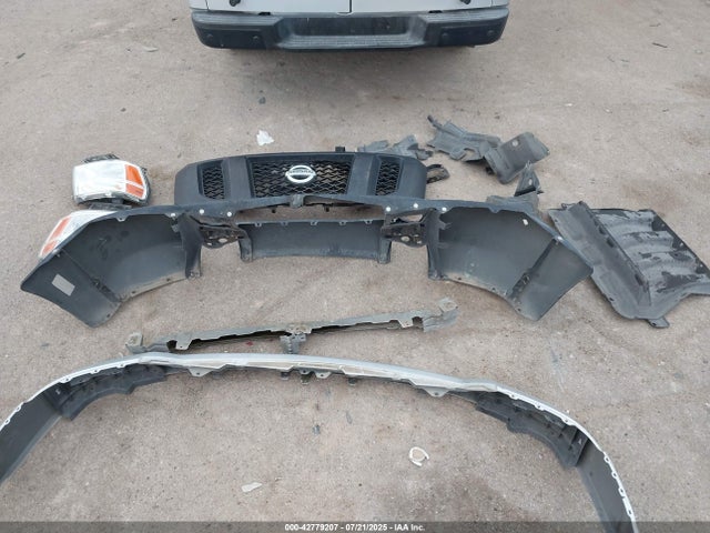 Nissan 2015 2015 1N6BF0KL6FN806903 Image 12