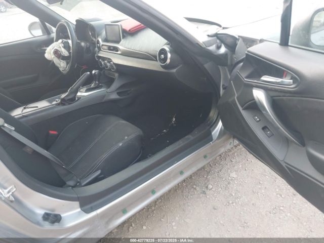 2017 FIAT 124 SPIDER JC1NFAEK4H0106772 Photo 4