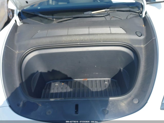 2023 TESLA MODEL Y 7SAYGDEE8PA128301 Photo 9
