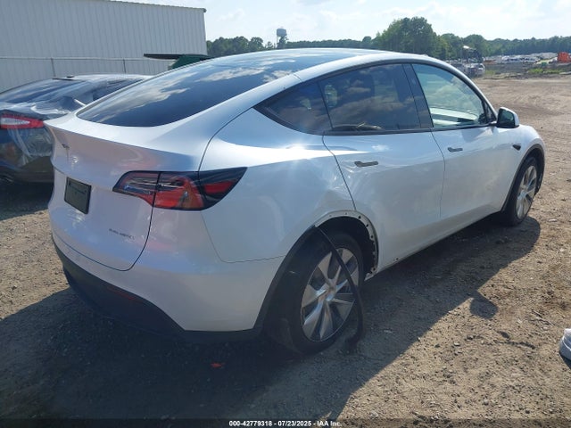 2023 TESLA MODEL Y 7SAYGDEE8PA128301 Photo 3