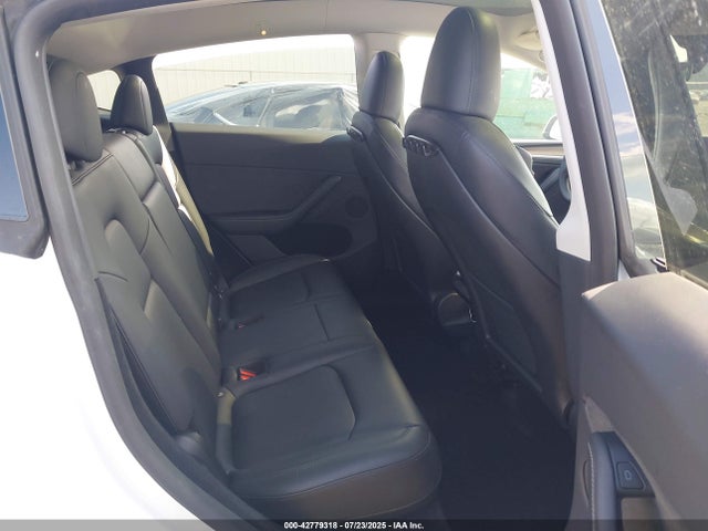 2023 TESLA MODEL Y 7SAYGDEE8PA128301 Photo 7