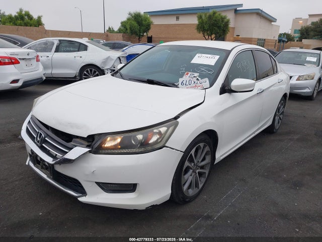 Honda k24w1 2014 1HGCR2F59EA084498 Image 2