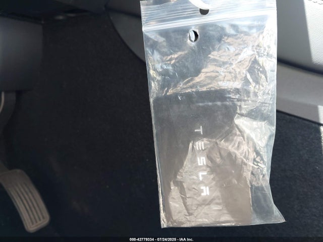 2023 TESLA MODEL Y 7SAYGDEE9PF900386 Photo 10