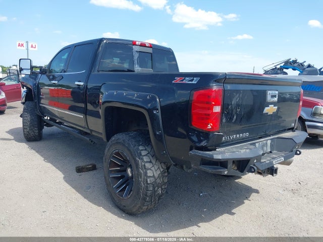 Chevrolet lml 2015 1GC1KWE81FF510217 Image 3