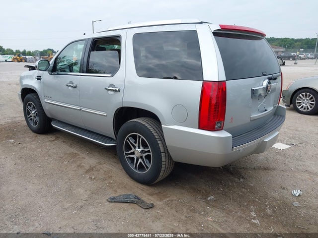 2013 CADILLAC ESCALADE 1GYS4BEFXDR370437 Photo 2