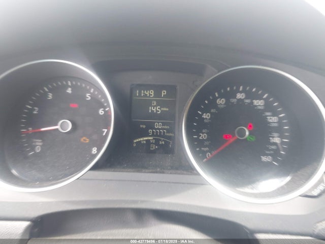 3VWD17AJ5FM234930 Volkswagen 1.8t