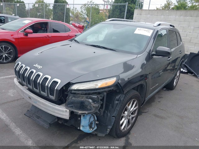 1C4PJLCS5GW337037 Jeep Cherokee