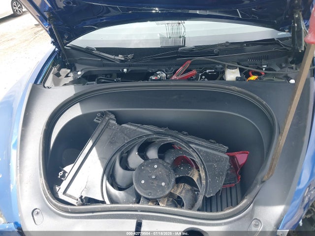 2025 TESLA MODEL 3 5YJ3E1EA1SF995799 Photo 9