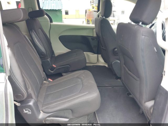 2022 CHRYSLER VOYAGER 2C4RC1CG2NR105567 Photo 7