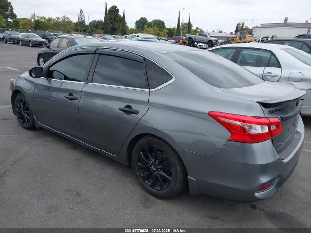 3N1AB7AP0JY231106 Nissan 2018