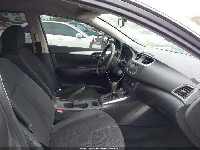 3N1AB7AP0JY231106 Nissan 2018