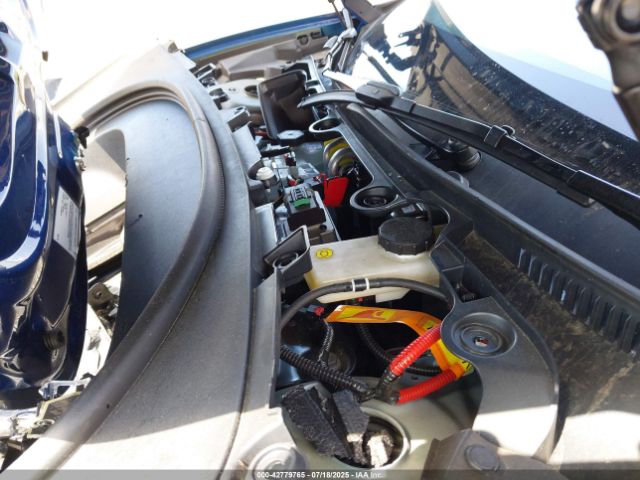 2025 TESLA MODEL 3 5YJ3E1EB9SF932149 Photo 9