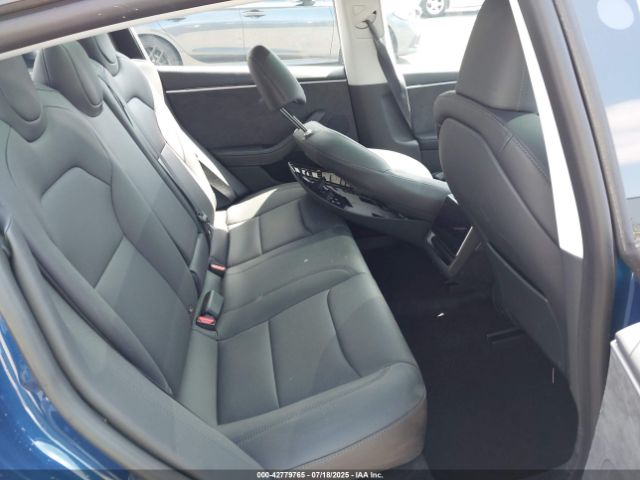 2025 TESLA MODEL 3 5YJ3E1EB9SF932149 Photo 7