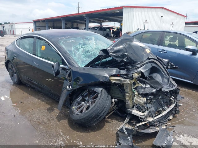 2018 TESLA MODEL 3 5YJ3E1EA9JF016190 Photo 0