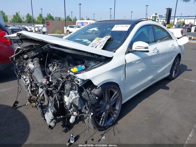 Mercedes-Benz 2015 2015 WDDSJ4EB3FN267643 Image 2