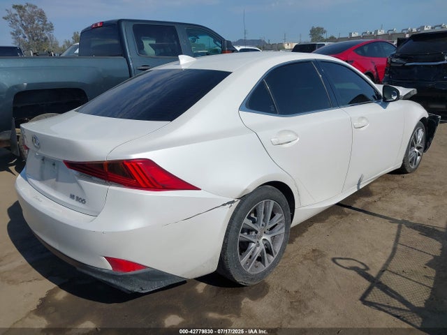 Lexus 8ar-fts 2018 JTHBA1D2XJ5078974 Image 4