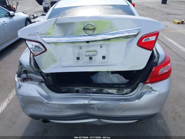 1N4AL3AP8GC164216 Nissan 2016