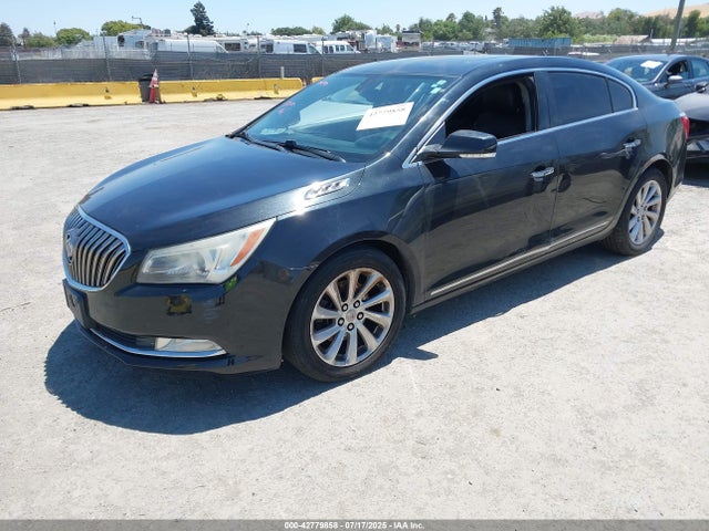 1G4GB5G33EF226961 Buick lfx