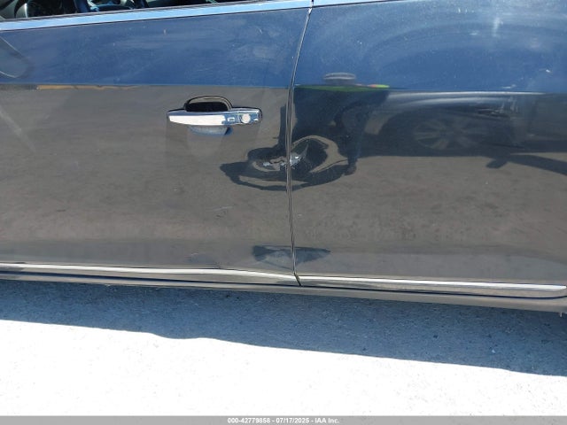 1G4GB5G33EF226961 Buick lfx