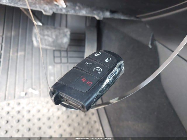 42779932 :رقم المزاد ، 1C4RJFBGXKC788000 vin ، 2019 Jeep Grand Cherokee Limited X 4x4 مزاد بيع