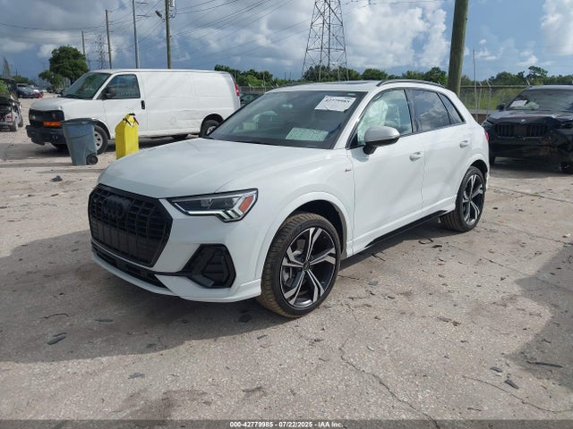 2024 AUDI Q3 WA1EECF30R1081433 Photo 1