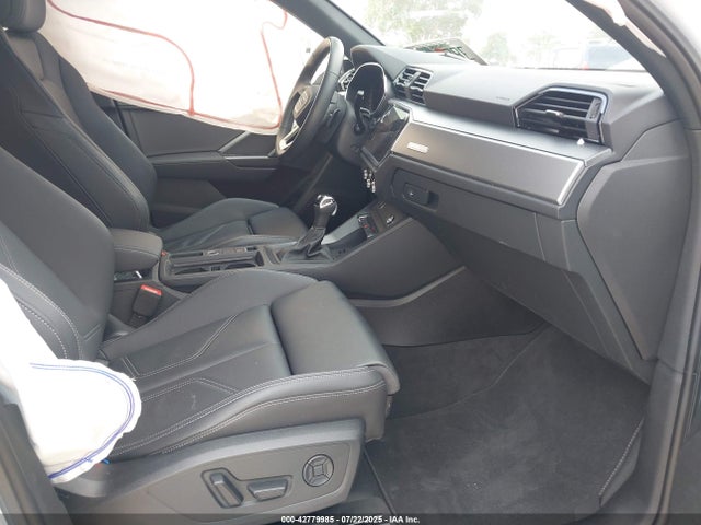 2024 AUDI Q3 WA1EECF30R1081433 Photo 4
