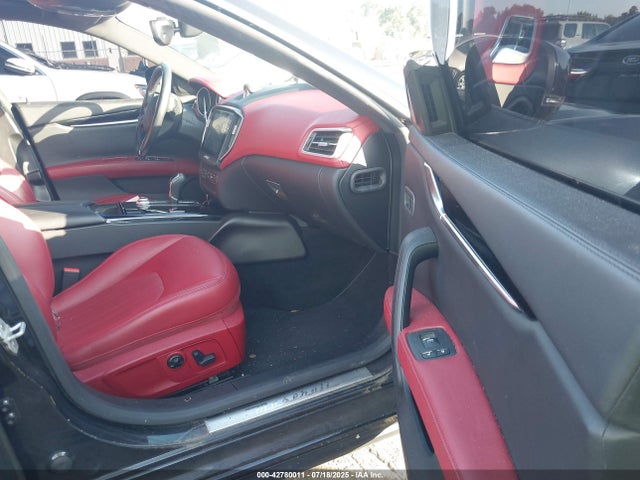 Продажа на аукционе авто 2017 Maserati Ghibli S Q4, vin: ZAM57RTL0H1235799, номер лота: 42780011