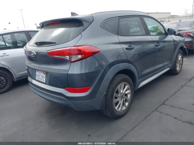 2018 HYUNDAI TUCSON KM8J33A48JU696711 Photo 3