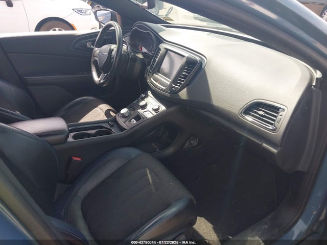 1C3CCCBG0FN645943 Chrysler 2015