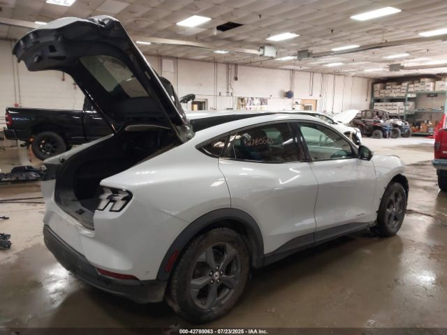 2021 FORD MUSTANG MACH-E 3FMTK1SS5MMA59815 Photo 3