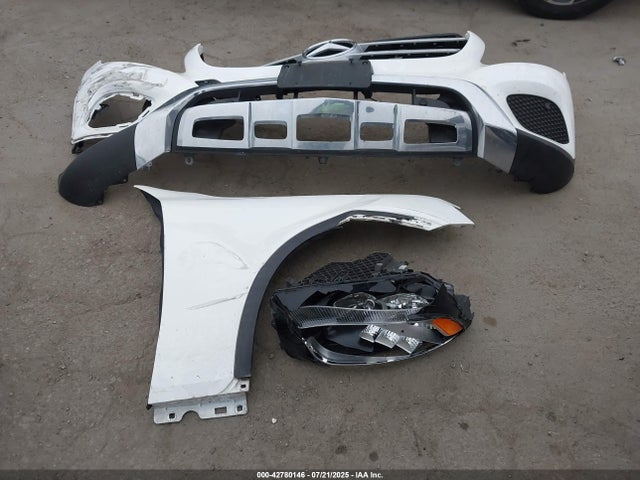 WDC0G4JBXGF006246 Mercedes-Benz m274