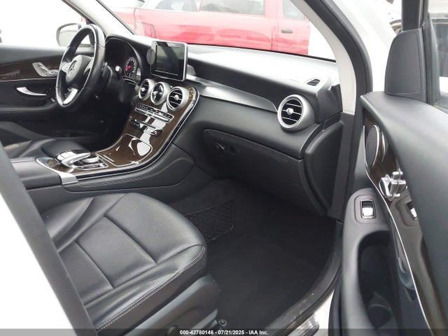 WDC0G4JBXGF006246 Mercedes-Benz m274