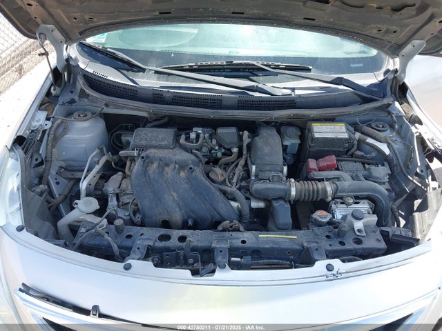 3N1CN7AP6HL854284 Nissan 2017