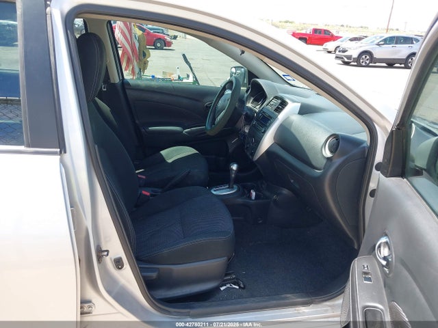 3N1CN7AP6HL854284 Nissan 2017
