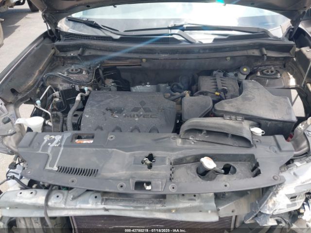 2017 MITSUBISHI OUTLANDER JA4AD2A34HZ070535 Photo 9