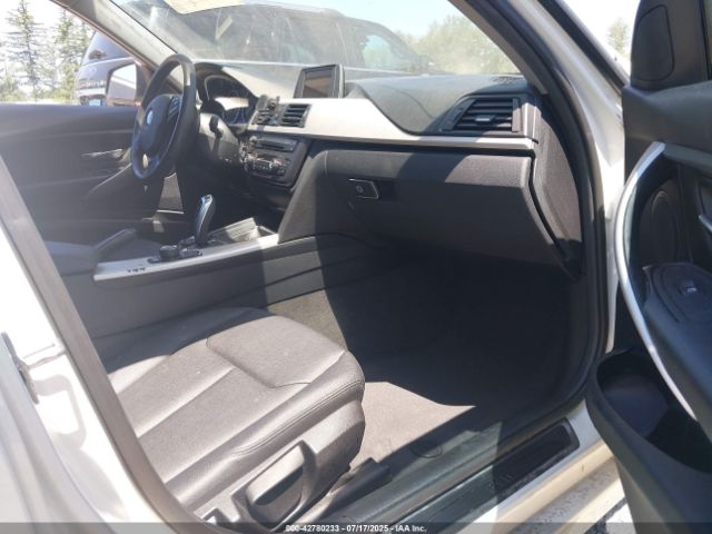 2015 BMW 320I WBA3C3G54FNS74320 Photo 4