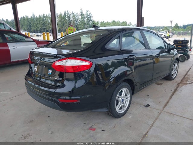 Ford 2019 2019 3FADP4BJ7KM155032 Image 4