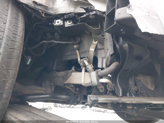 JN1BV7AP9FM337088 Infiniti 2015