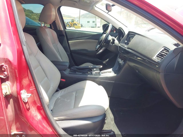 JM1GJ1V62E1130572 Mazda py