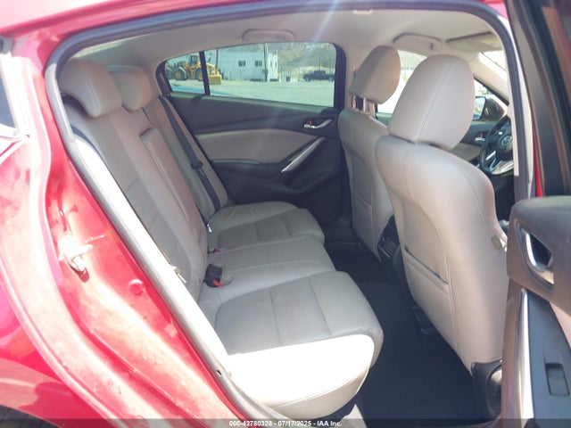 JM1GJ1V62E1130572 Mazda py